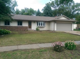 8300 Isle Ave S, Cottage Grove, MN 55016