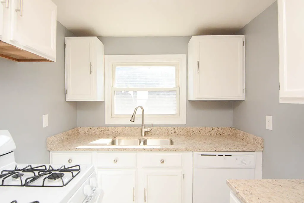 Building Photo - 3129 N Spaulding Ave #4