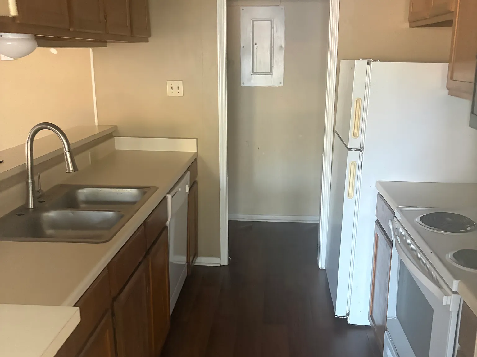 2 bed, 1213 sqft, $1,150 — Photo 4
