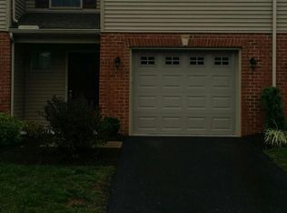 111 Stonecrest Ln, Mechanicsburg, PA 17050
