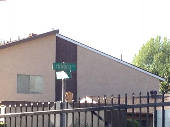5th image of 2051 Tamarind Ct