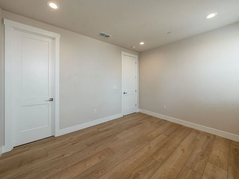 1342 Wheeler Peak Ct — Photo 36