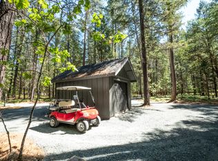 162 Carlos Ave, Rogue River, OR 97537