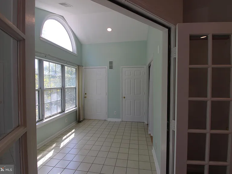 7509 Ashby Ln #N — Photo 5