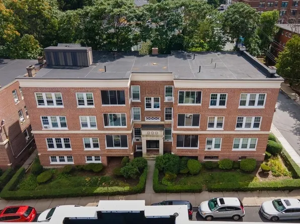 5 Vinal St APT 7, Brighton, MA 02135