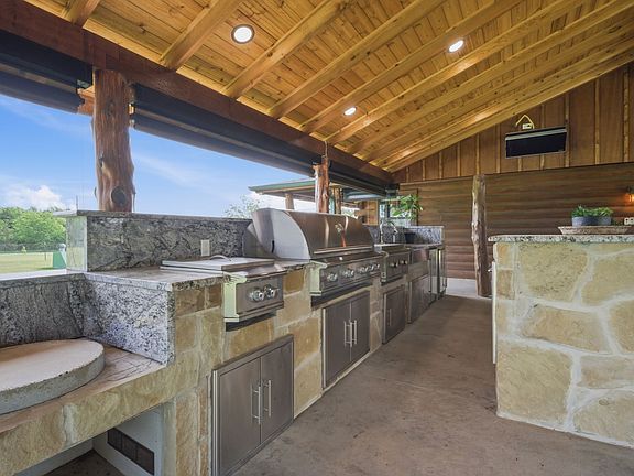 4th image of 465 Emberson Ranch Rd