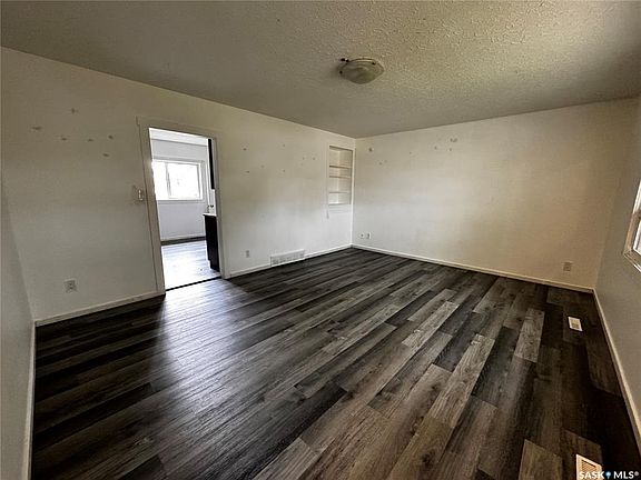 3rd image of 212 T AVENUE N