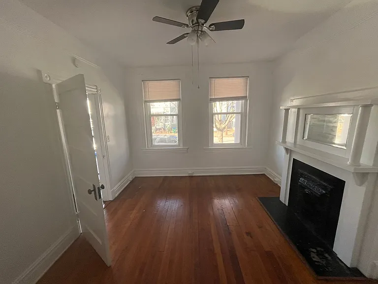 419 N 26th St #A — Photo 5