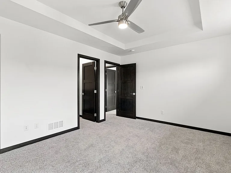1249 N Marion Rd #2 — Photo 8