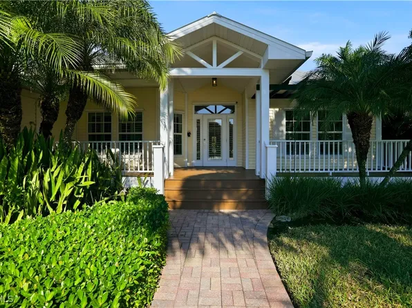 15800 Caloosa Creek Cir, Fort Myers, FL 33908