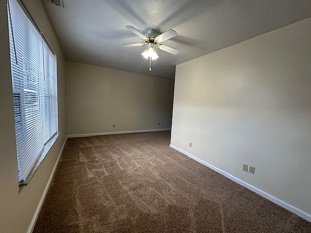 1st image of 3800 Sleepy Hollow Dr #3814