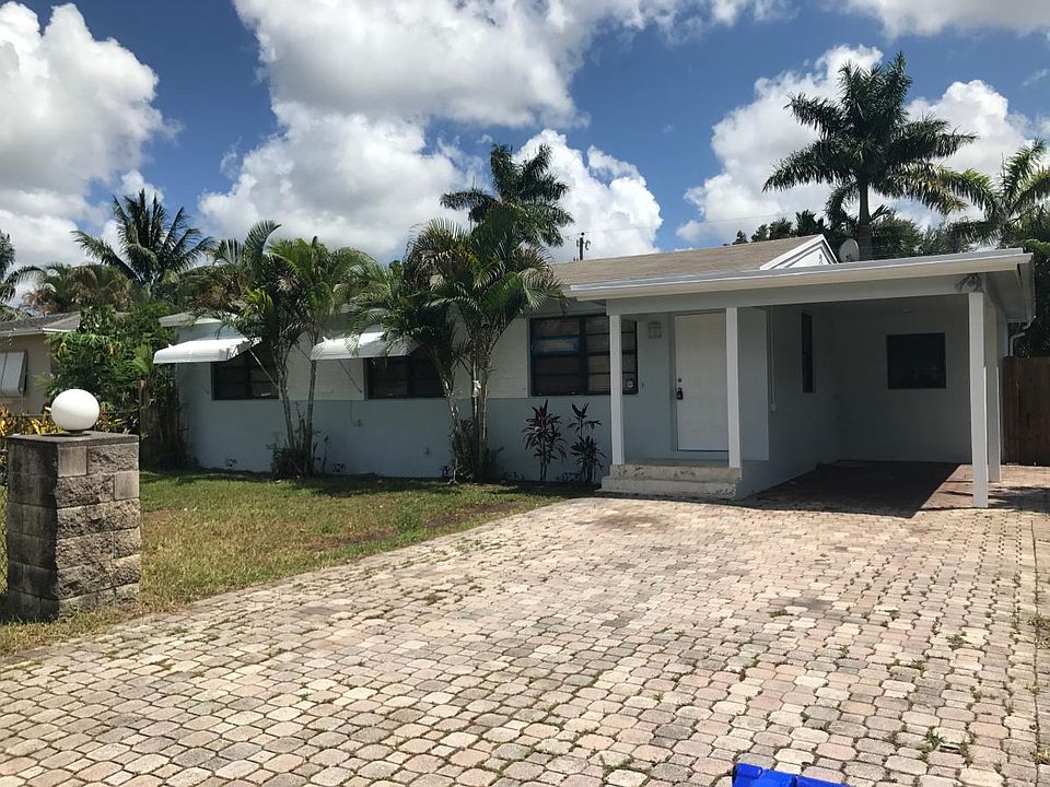 2nd image of 6416 Plunkett St