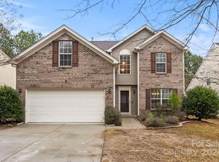 7255 Cascading Pines Dr, Tega Cay, SC 29708
