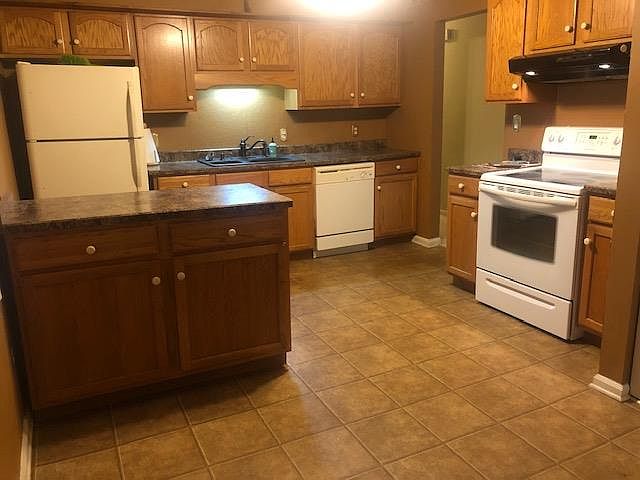 1st image of 113 Rejeanna Dr
