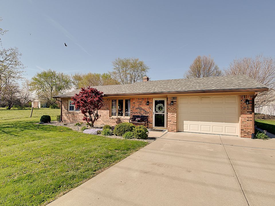 1st image of 1334 W Demaree Rd