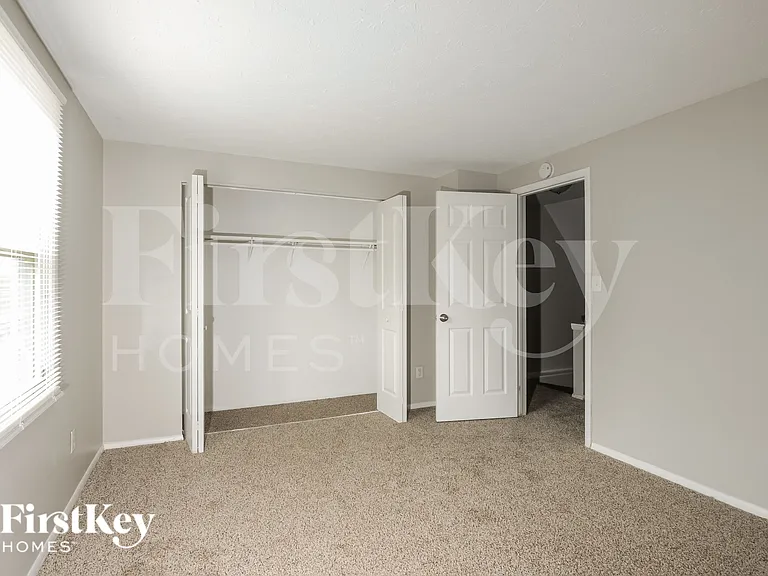 6847 Cross Key Dr — Photo 12