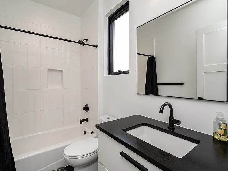 40388 Manbar Ln — Photo 41