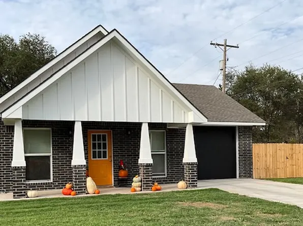 416 Cherry Ave, Woodward, OK 73801