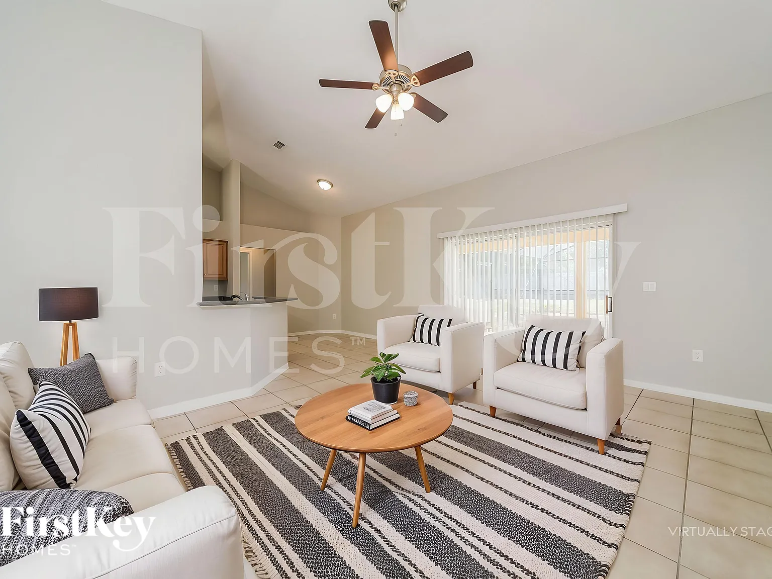 4 bed, 2.0 bath, 2055 sqft, $1,845 — Photo 3