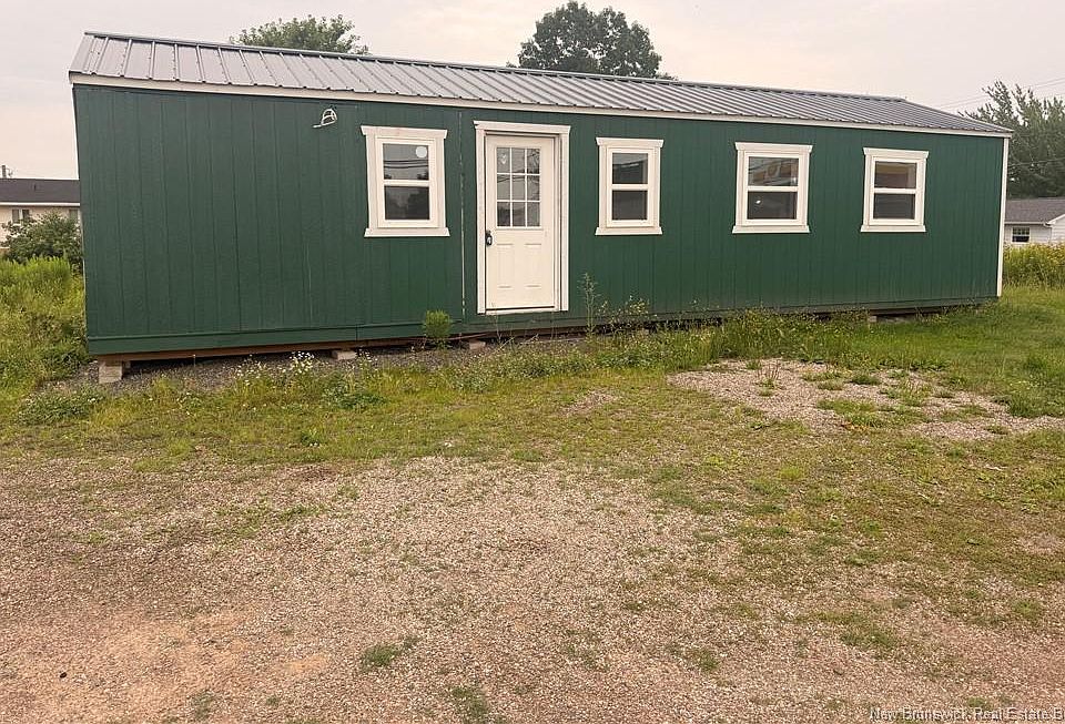 1st image of 161 Mapleton Rd
