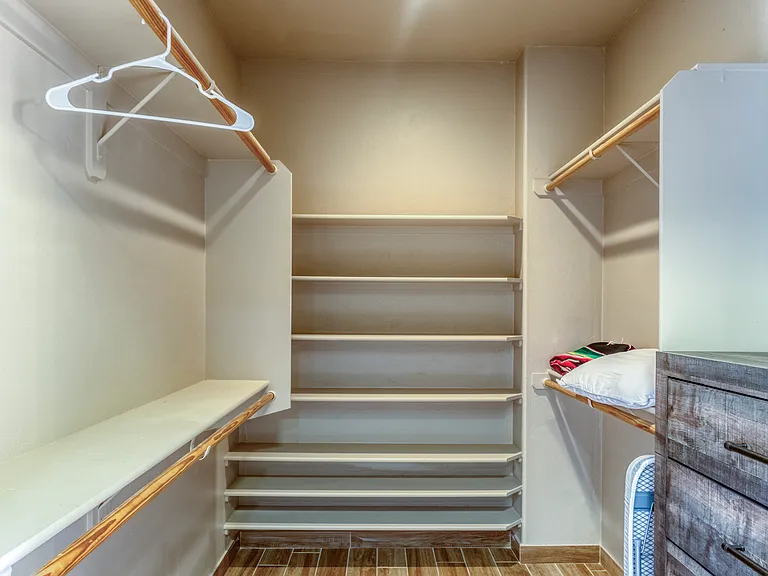 2781 W Desert Shadows Pl — Photo 12