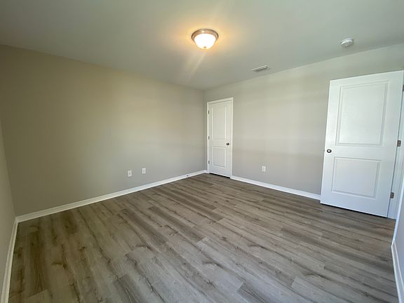 20220421_203407584_iOS_05112022