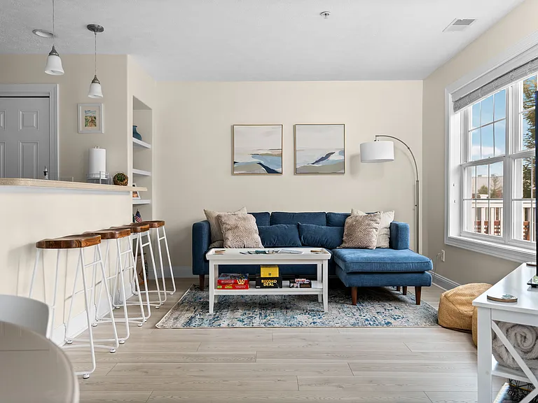100 Hope St #210 — Photo 30