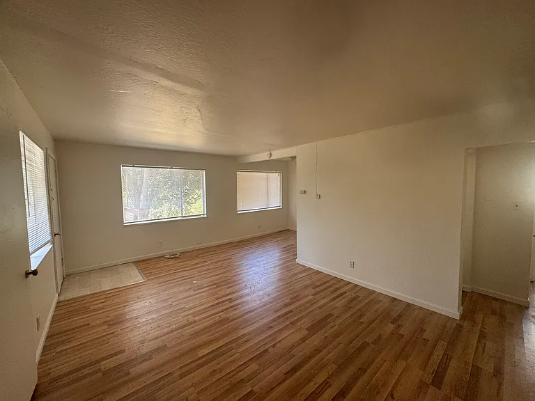 545 Hichborn St #545 — Photo 13