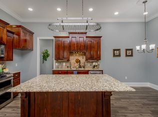 12301 Dutchtown Villa Dr, Geismar, LA 70734