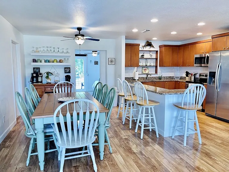 1292 SE Madison Ave — Photo 10