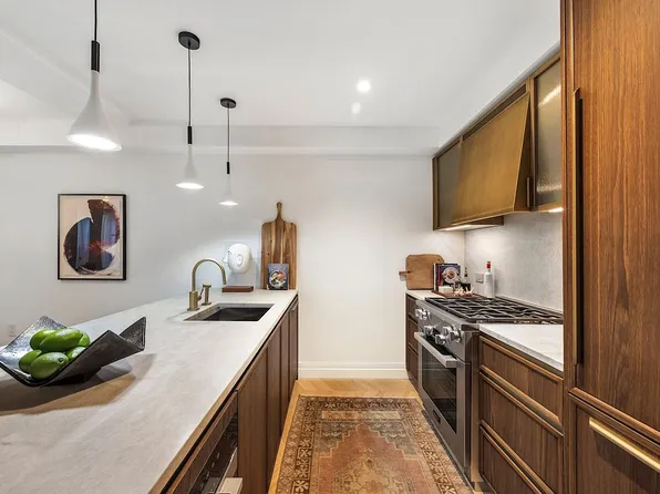 393 W End Ave APT 1D, New York, NY 10024