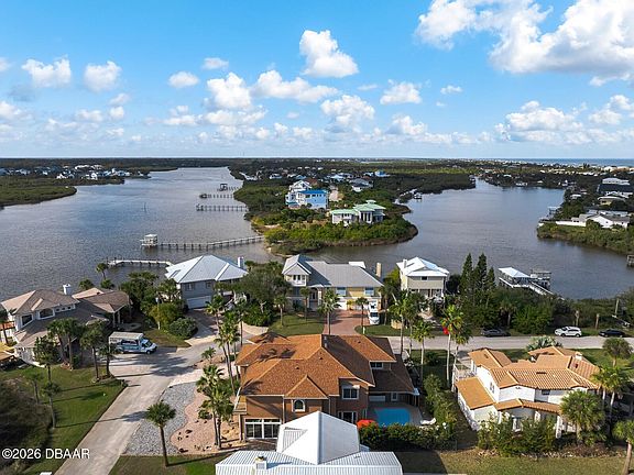 2nd image of 621 River View Rd