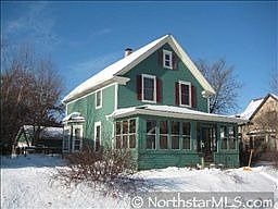 1st image of 224 5th Ave S
