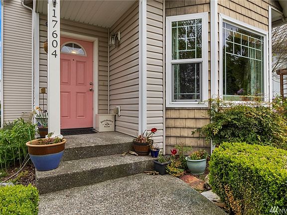 Amazing views a few steps from your front door.