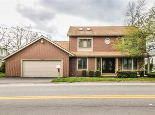 4754 E Lake Rd, Livonia, NY 14487