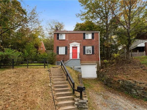 1525 Collins Rd, Pittsburgh, PA 15221