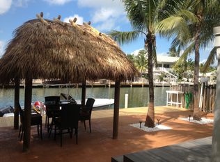 341 8th St, Key Colony Beach, FL 33051