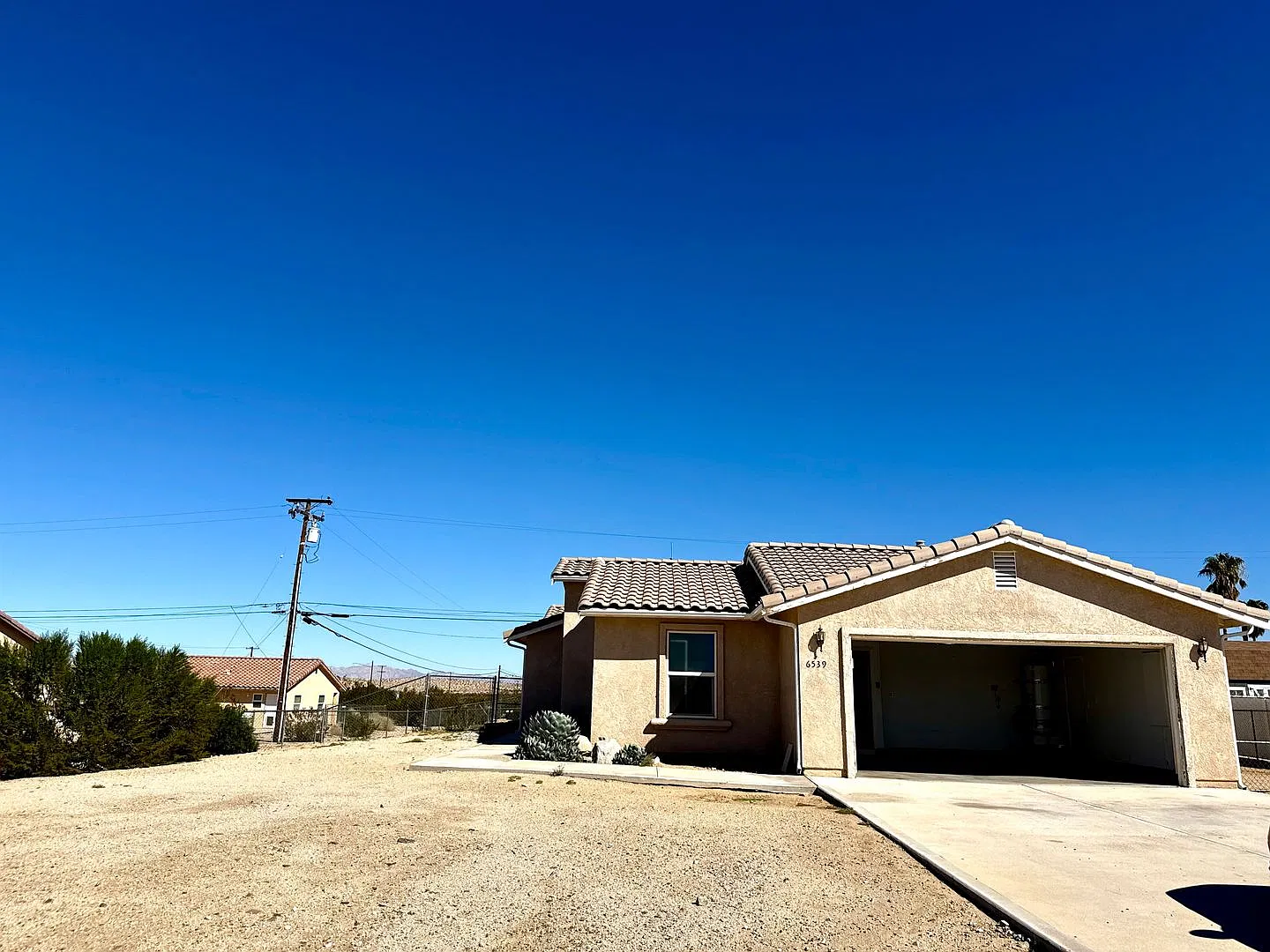 3 Bedroom 3 Bath Home with Guest Quarters — Photo 1
