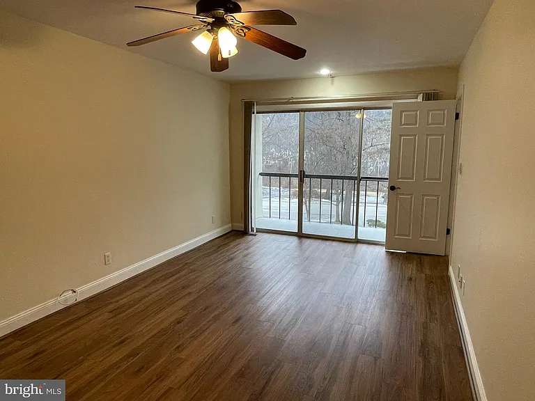 121 E Chelsea Cir — Photo 19