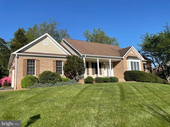 41 Menlough Dr