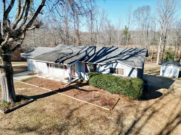 427 Lake Shore Dr, Haleyville, AL 35565