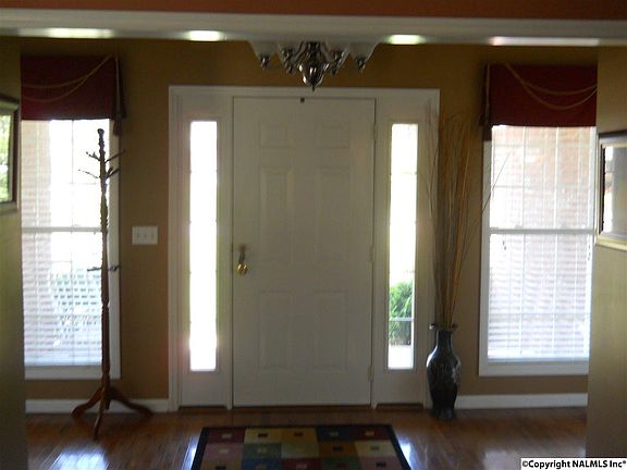 3rd image of 324 Antler Point Dr