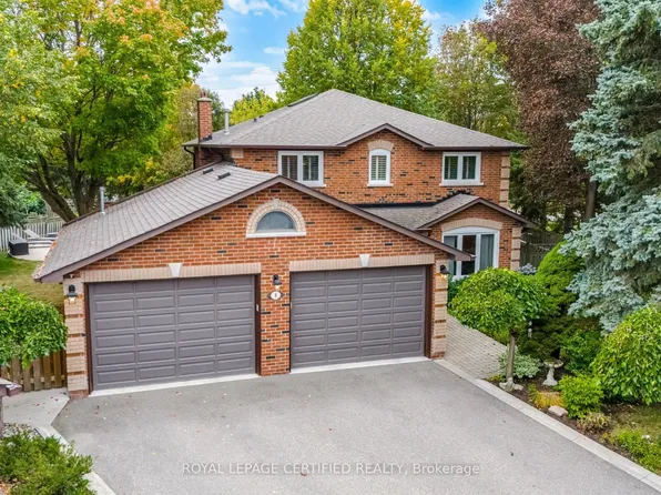 8 Wishart Pl, Brampton, ON L6Z 3H5