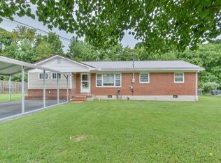 112 Meadowbrook Dr, Erwin, TN 37650