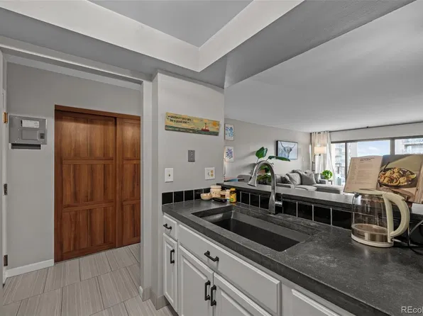 400 S Lafayette Street #1105, Denver, CO 80209