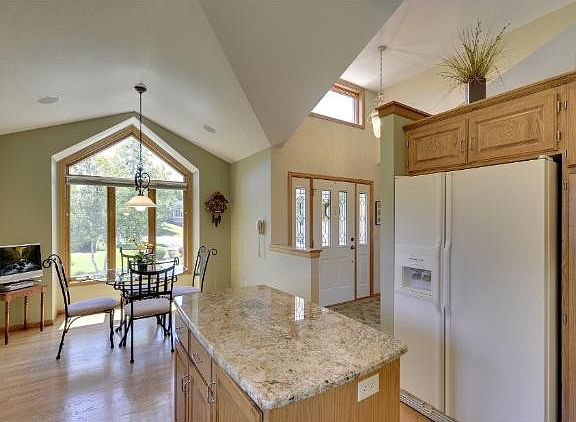 2nd image of 5844 Deerwood Ln N