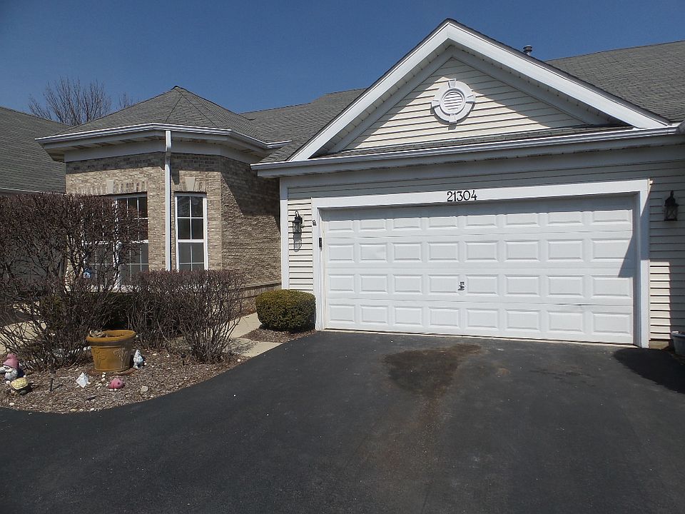 1st image of 21304 W Juniper Ln