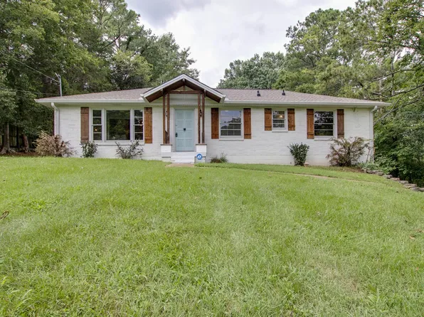 108 Fonnic Dr, Goodlettsville, TN 37072