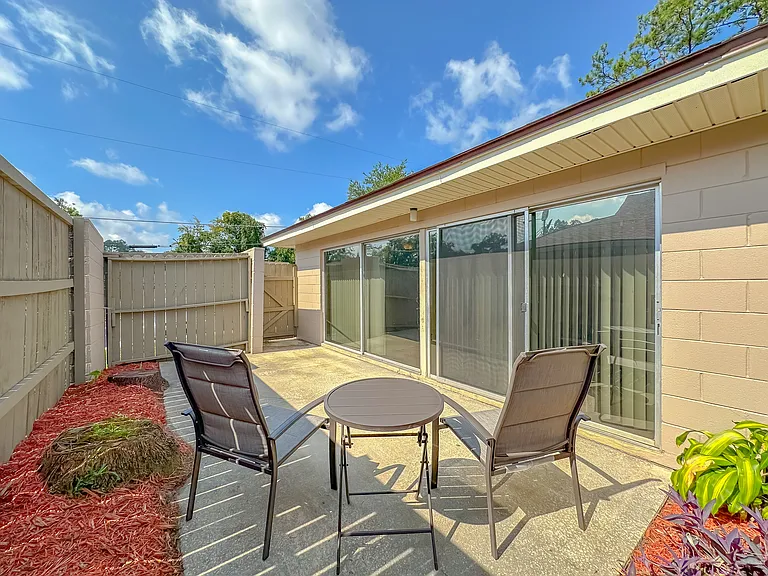 2241 W Pensacola St #68 — Photo 28
