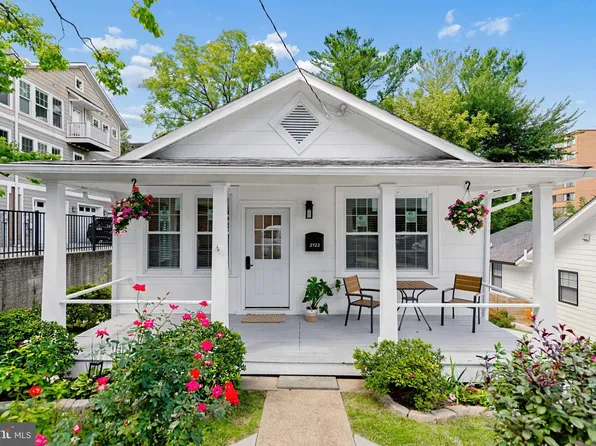 2122 N Thomas St, Arlington, VA 22207